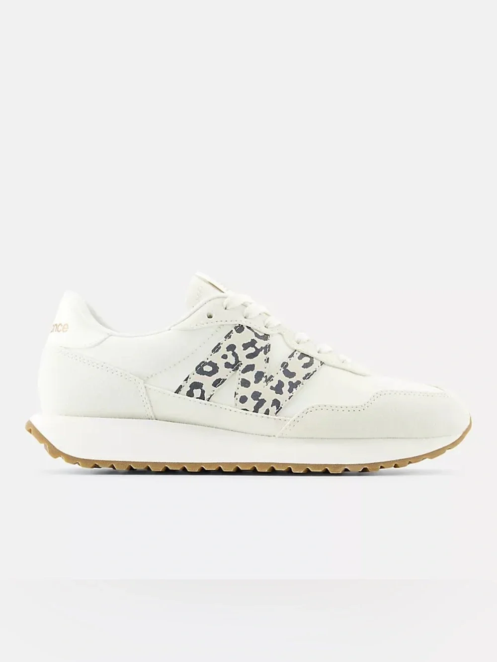 New Balance | Women’s ‘Sea Salt Black Gold Metallic’ Ivory 237 Sneakers Size 7.5